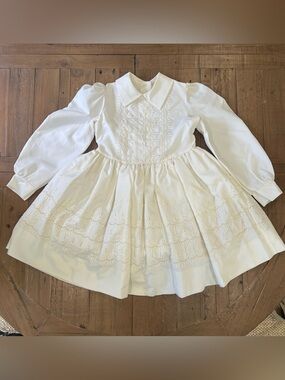 Vintage Madonna By Haddad Cream Floral Embroidered Long Sleeve Dress Girls 8